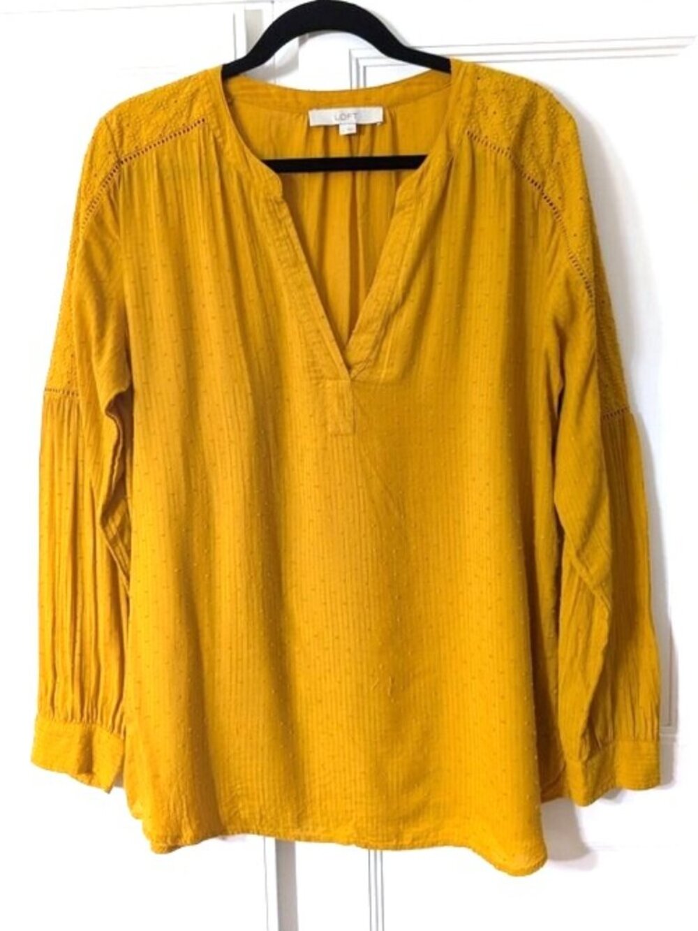LOFT Mustard Yellow V-Neck Embroidered Long Sleeve Blouse Swiss‎ Dot Size L